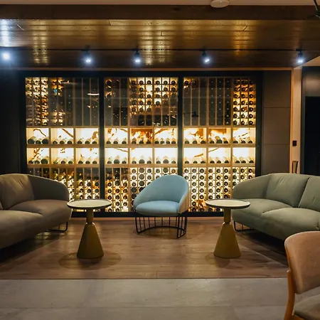 - D9 בית הארחה 3*